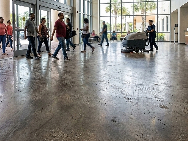 Do High-Traffic Floors in Broward County Need More Frequent Cleaning?