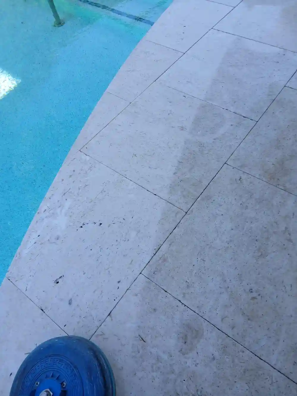 marble_pool_deck